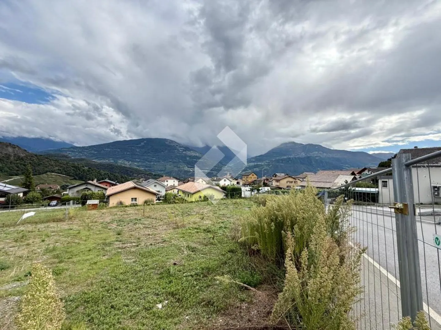 The Gardens of Colette, Sensine, Penthouse - Photo 1 of 13