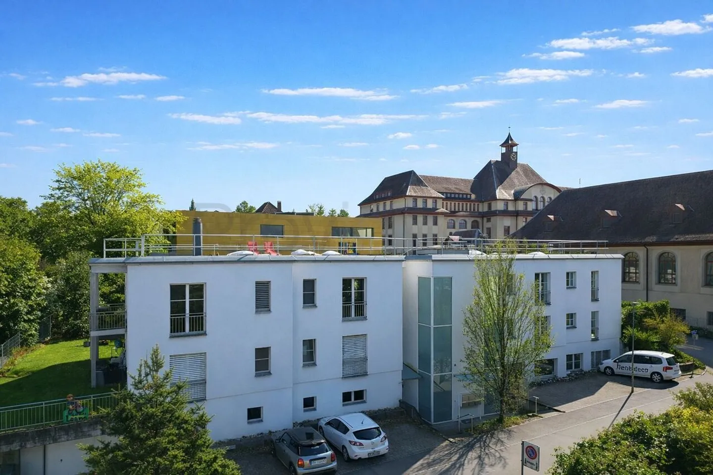 Urban and Quiet Living in the Desirable Aarauer Zelgli District - Photo 4 of 13