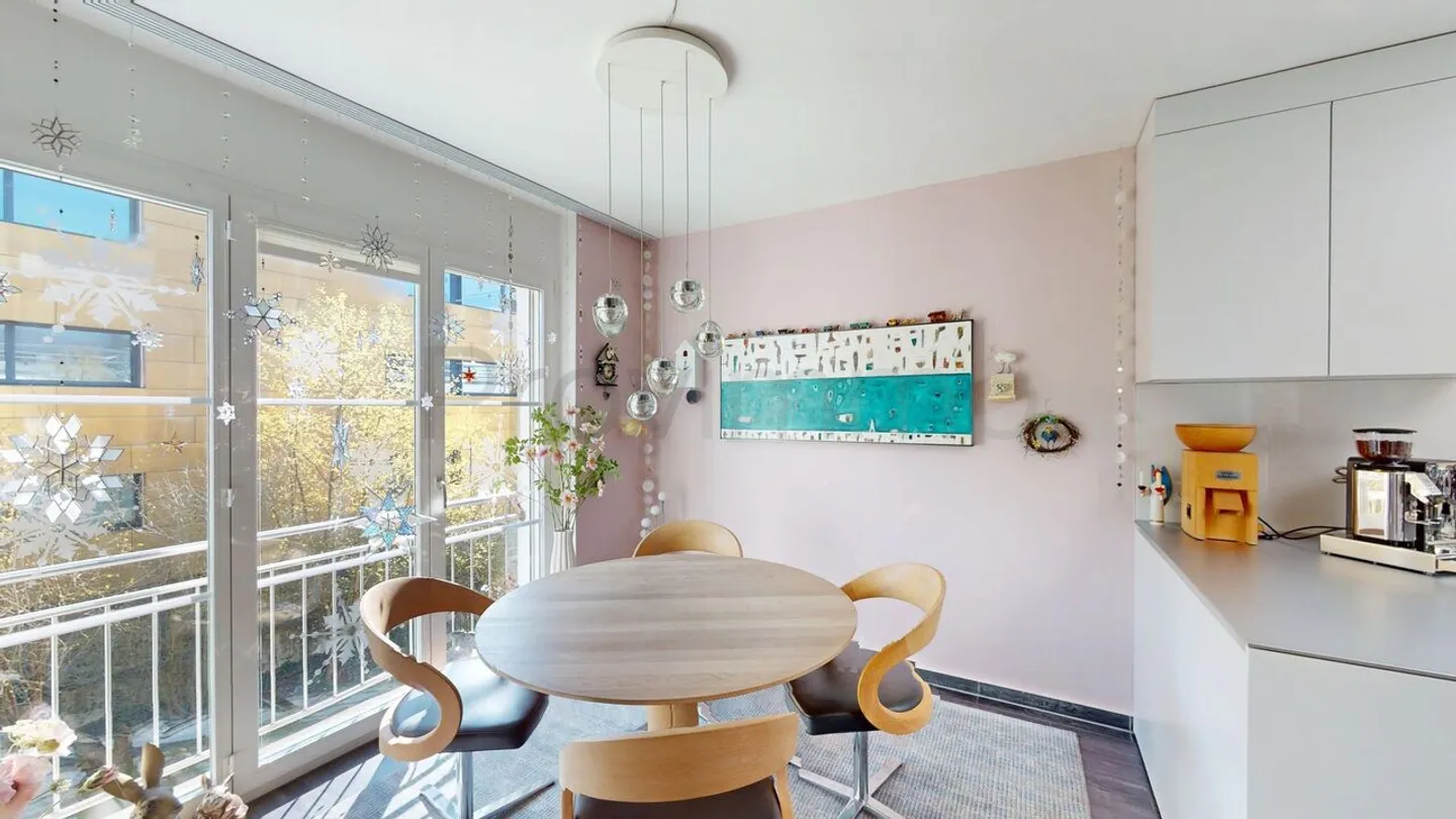 Urban and Quiet Living in the Desirable Aarauer Zelgli District - Photo 10 of 13