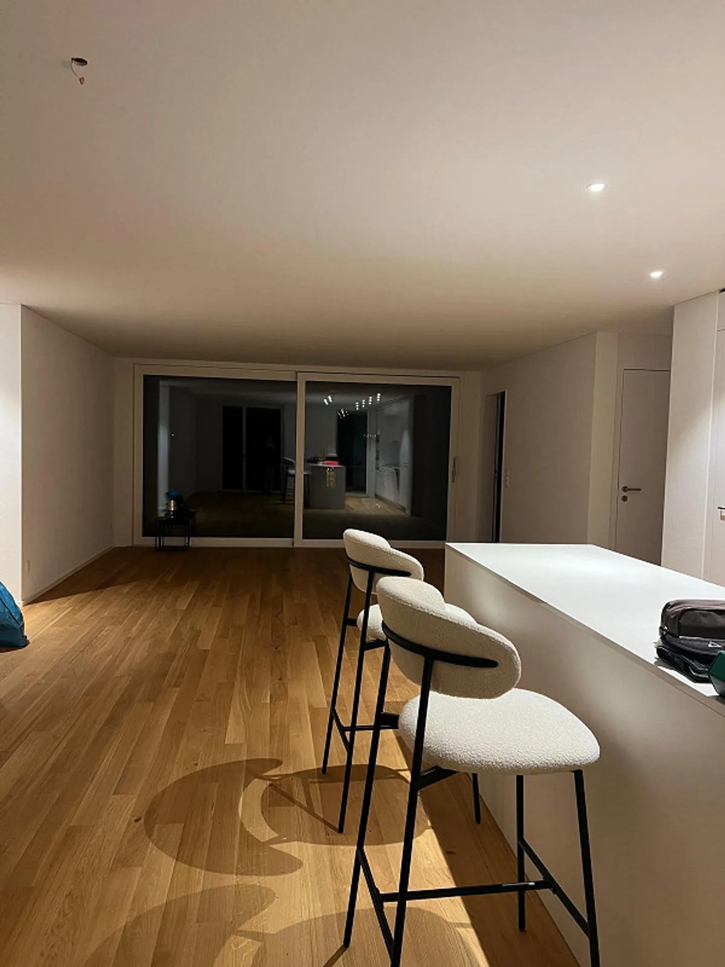 Moderne 3½-Zimmer-Wohnung mit grosszügigem Wohnbereich - Foto 15 di 19