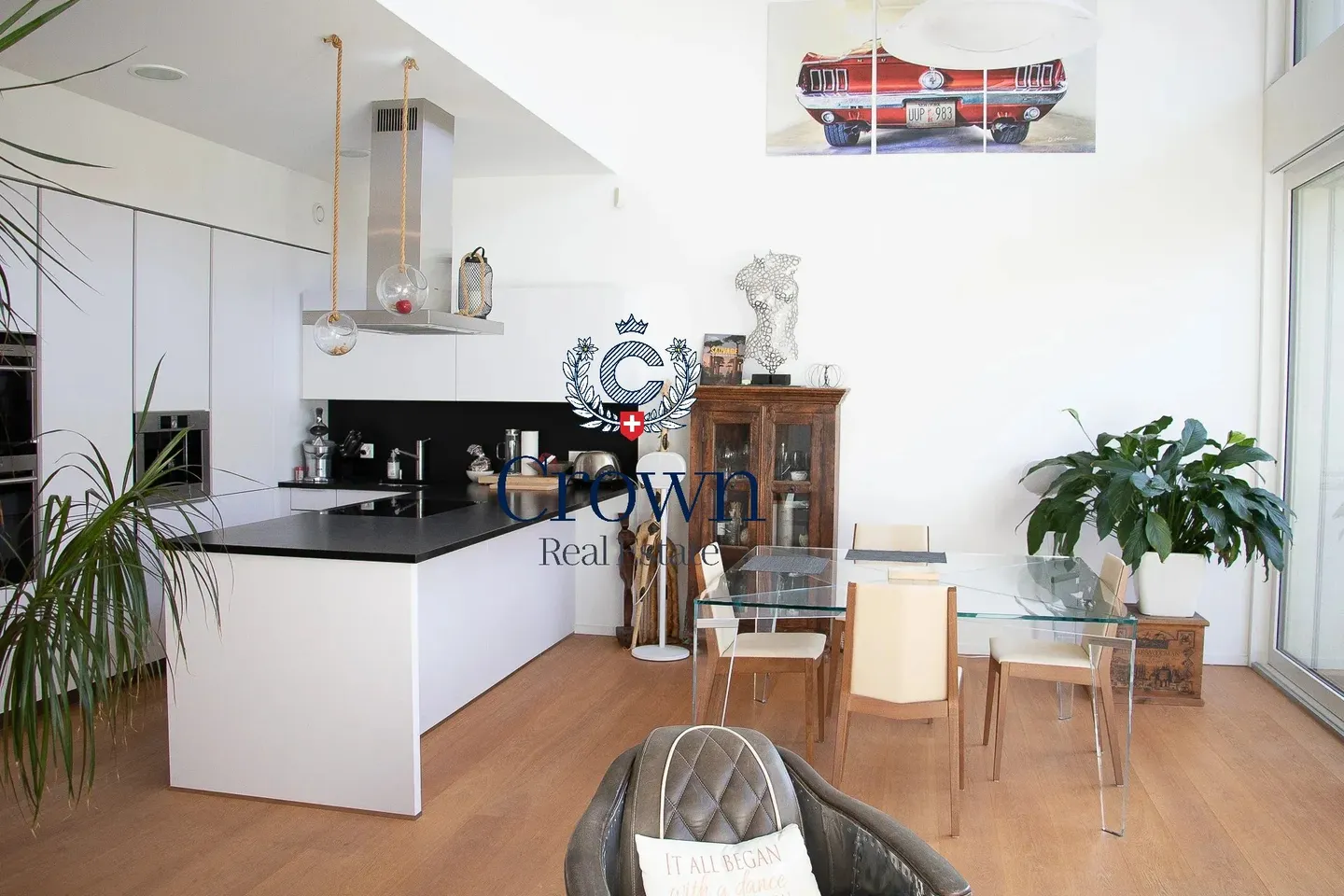 The space of a duplex, downtown Geneva 10 minutes away, everything within reach - Photo 14 of 43