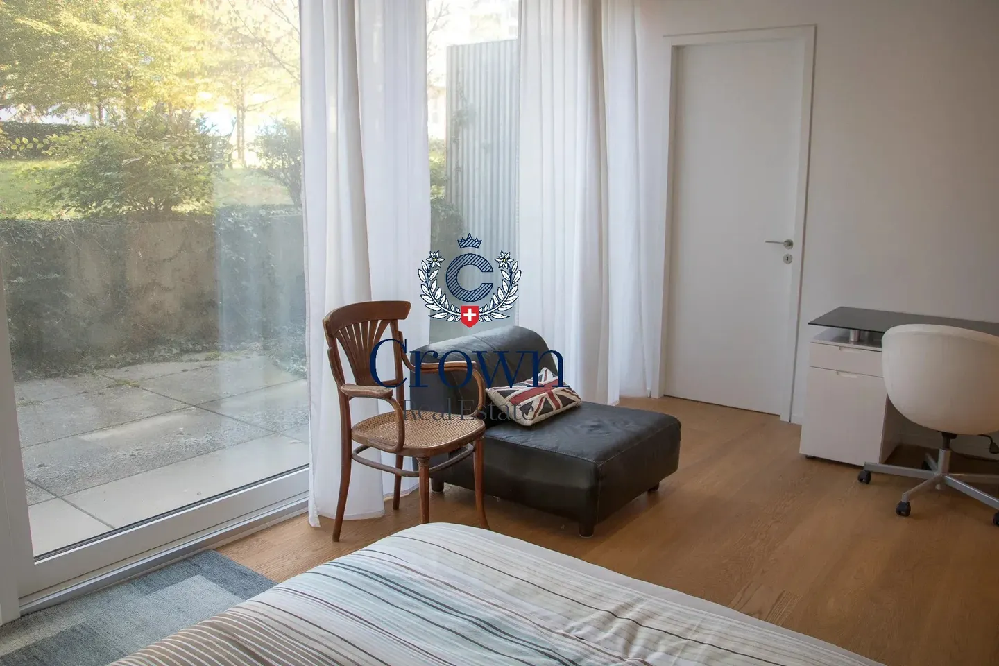 The space of a duplex, downtown Geneva 10 minutes away, everything within reach - Photo 18 of 43