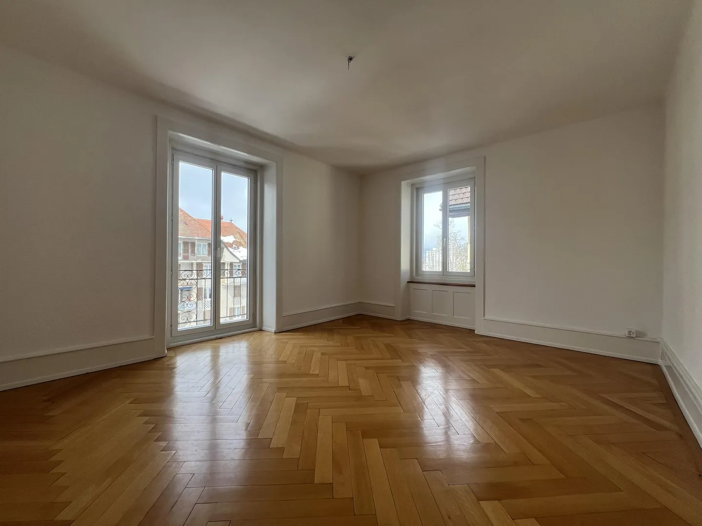 Appartamento affascinante di 3,5 stanze al 3° piano a La Chaux-de-Fonds - Foto 1 di 7