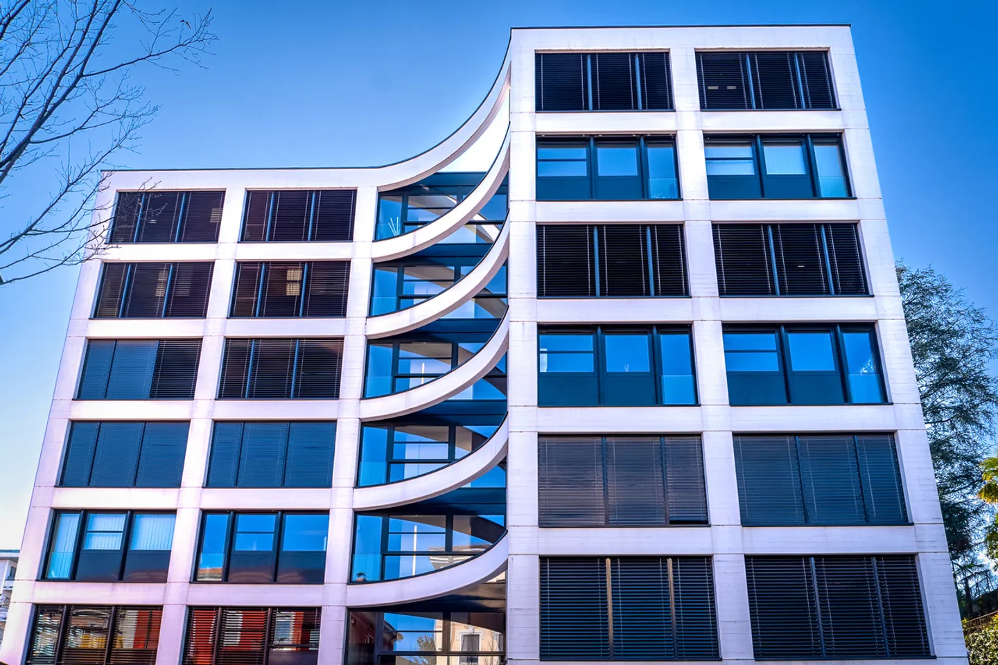 Modern Apartment in Central Lugano - Photo 2 of 20