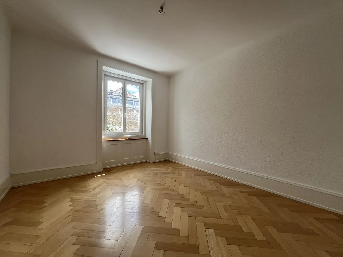 Appartamento affascinante di 3,5 stanze al 3° piano a La Chaux-de-Fonds - Foto 4 di 7