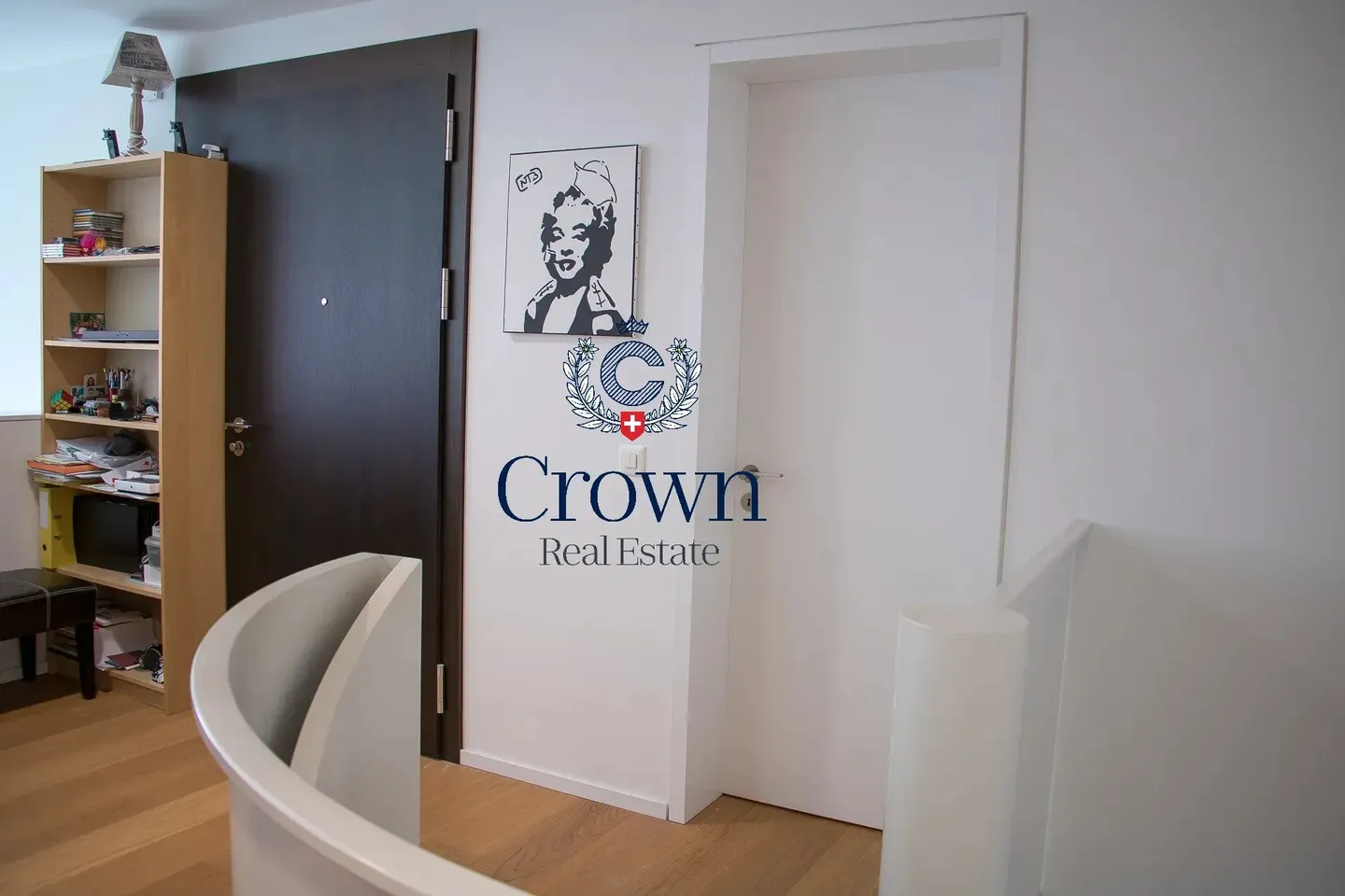 The space of a duplex, downtown Geneva 10 minutes away, everything within reach - Photo 20 of 43
