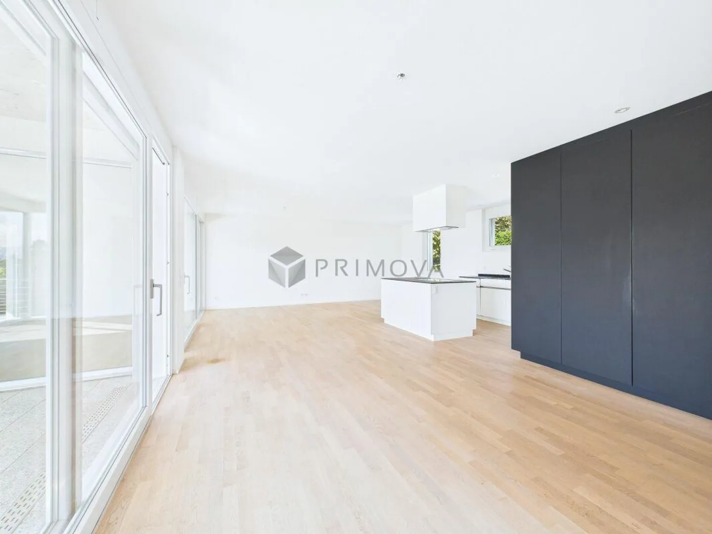 Lumière, Air et Vue - Appartement moderne de 4,5 pièces au 1er étage - Photo 2 sur 10
