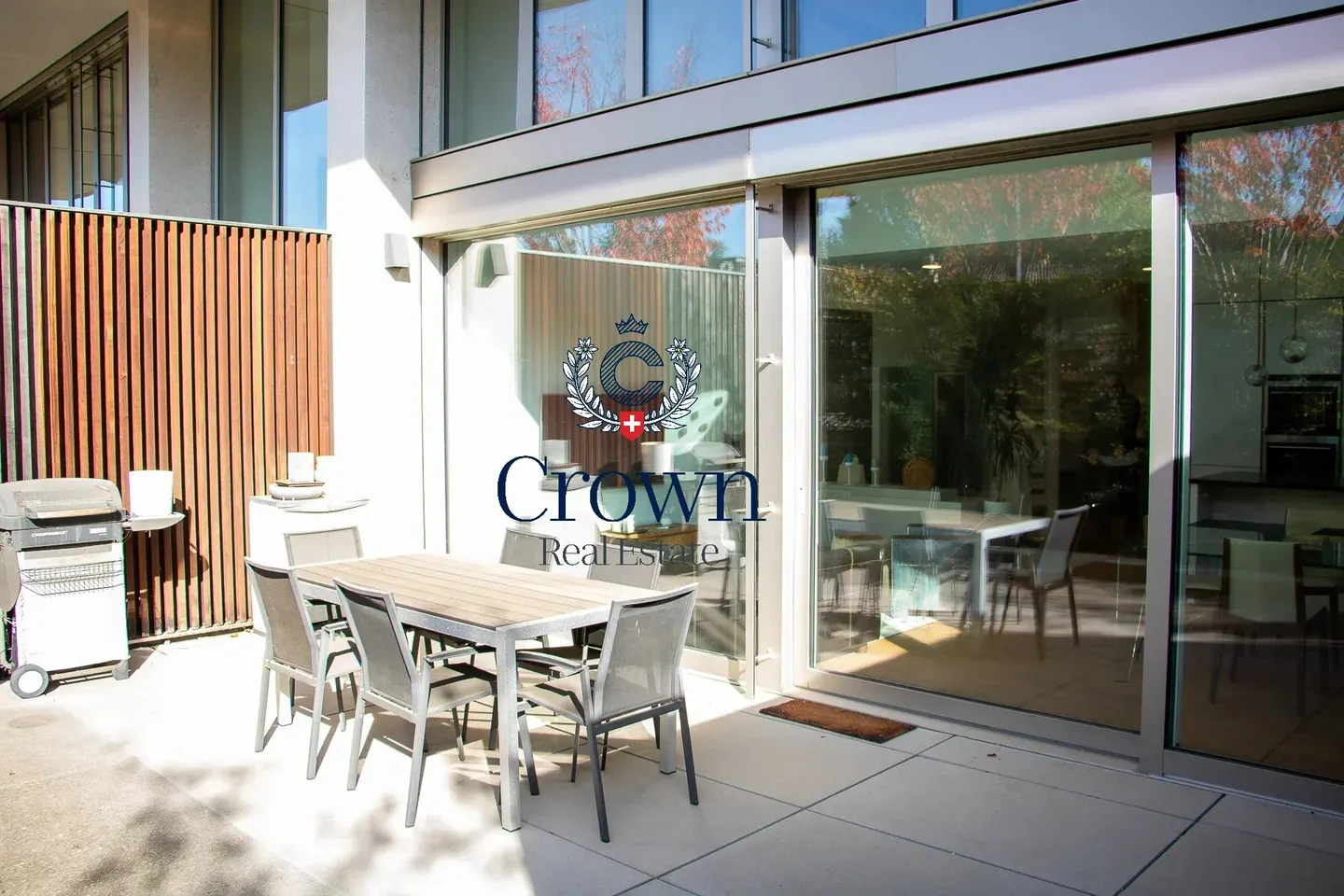 The space of a duplex, downtown Geneva 10 minutes away, everything within reach - Photo 40 of 43