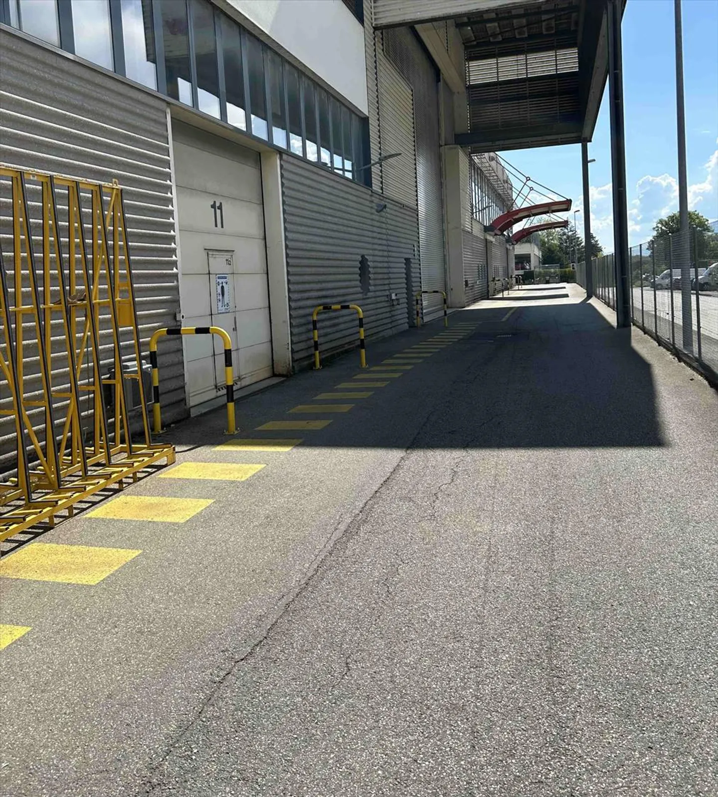 Spazi per produzione e uffici in affitto a Satigny - Foto 1 di 6