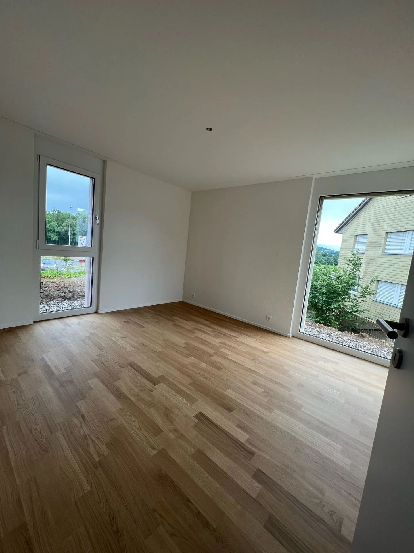 Moderne 3.5-Zimmer-Wohnung - Foto 3 von 5