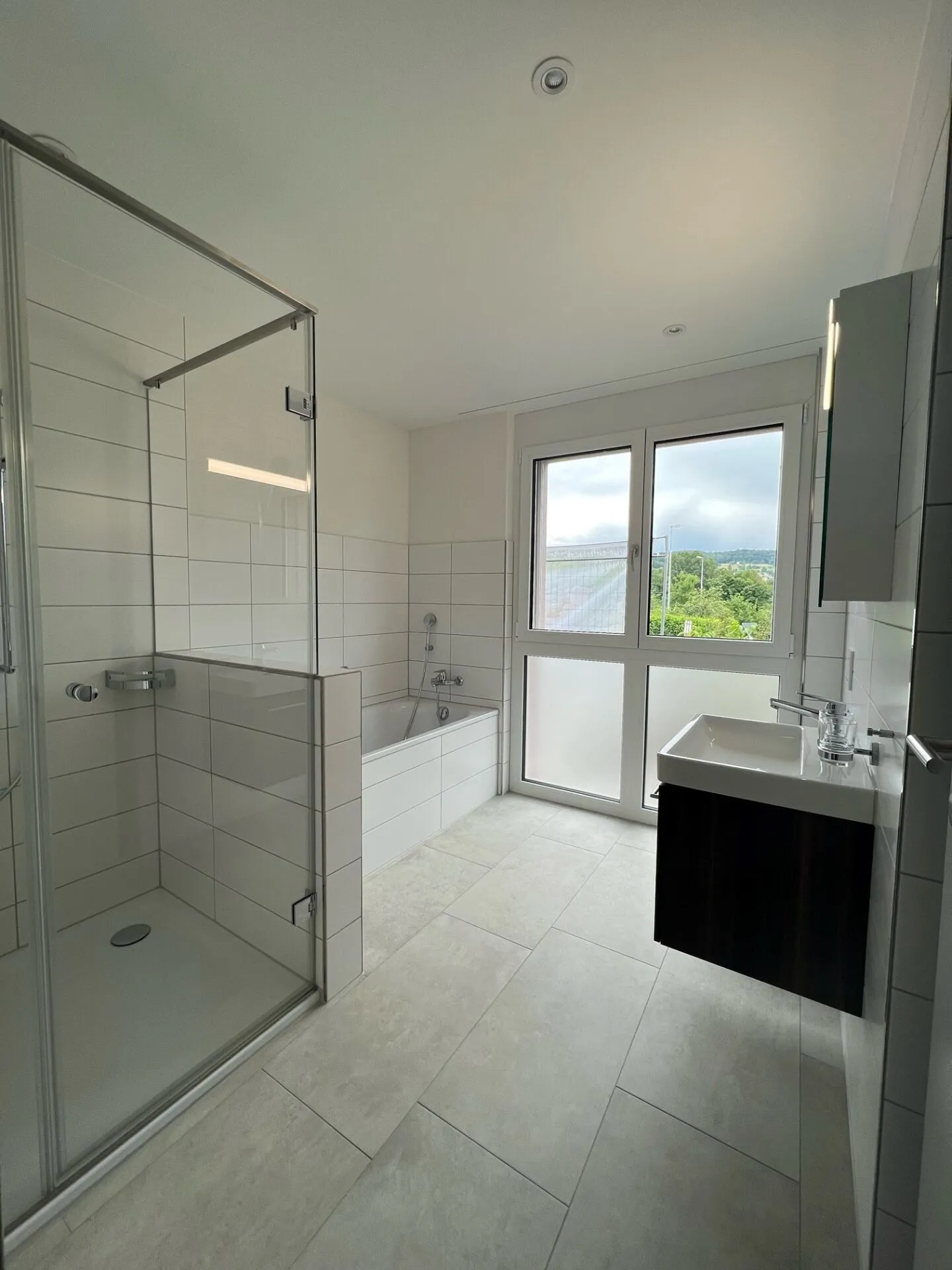 Moderne 3.5-Zimmer-Wohnung - Foto 4 von 5