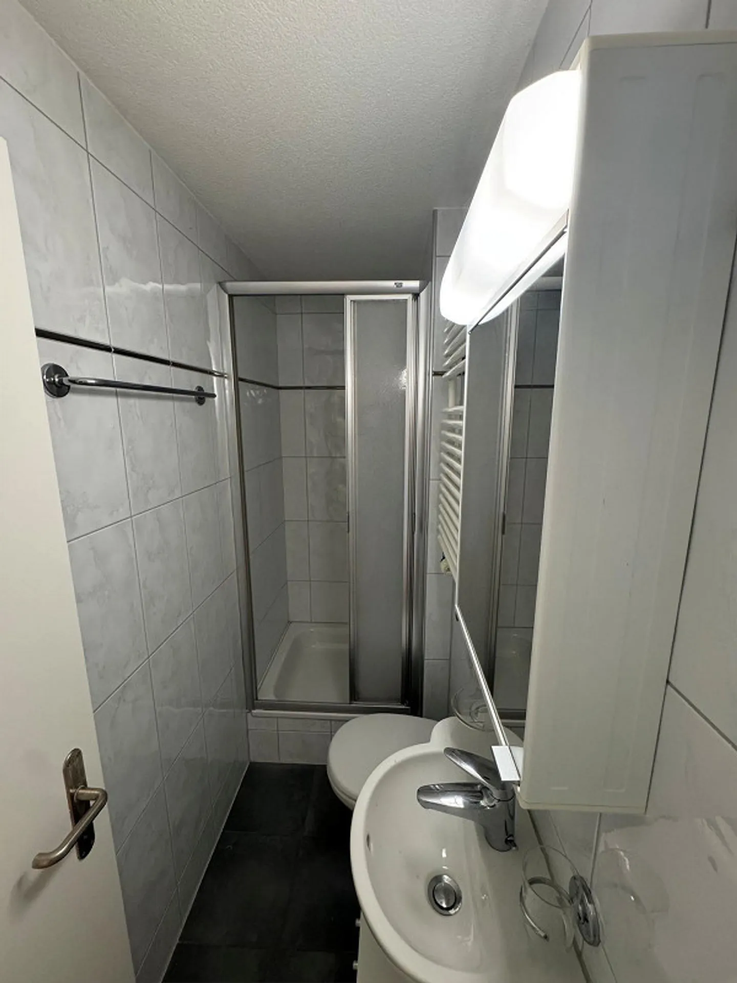 3-room apartment in the heart of Küsnacht, near the lake and train station - Photo 5 of 12