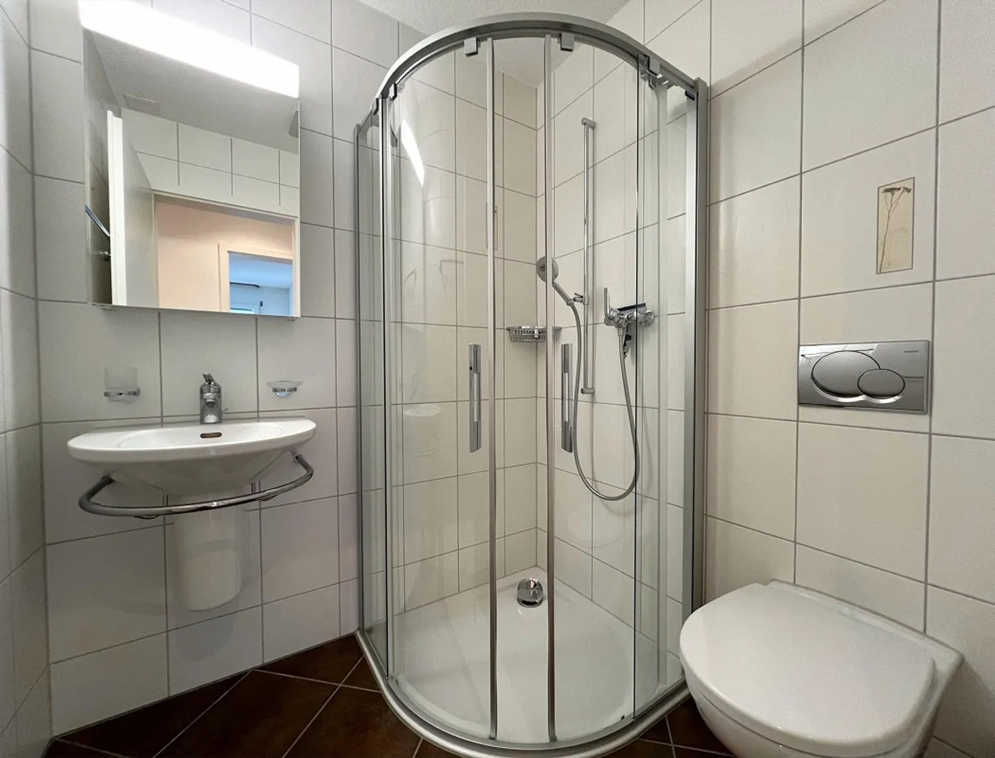 3.5 room apartment in a small multi-family house, quiet and centrally located - Photo 7 of 15