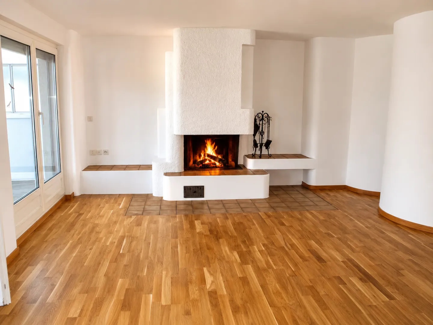 Bright attic apartment with a large terrace and fireplace - Photo 1 of 11