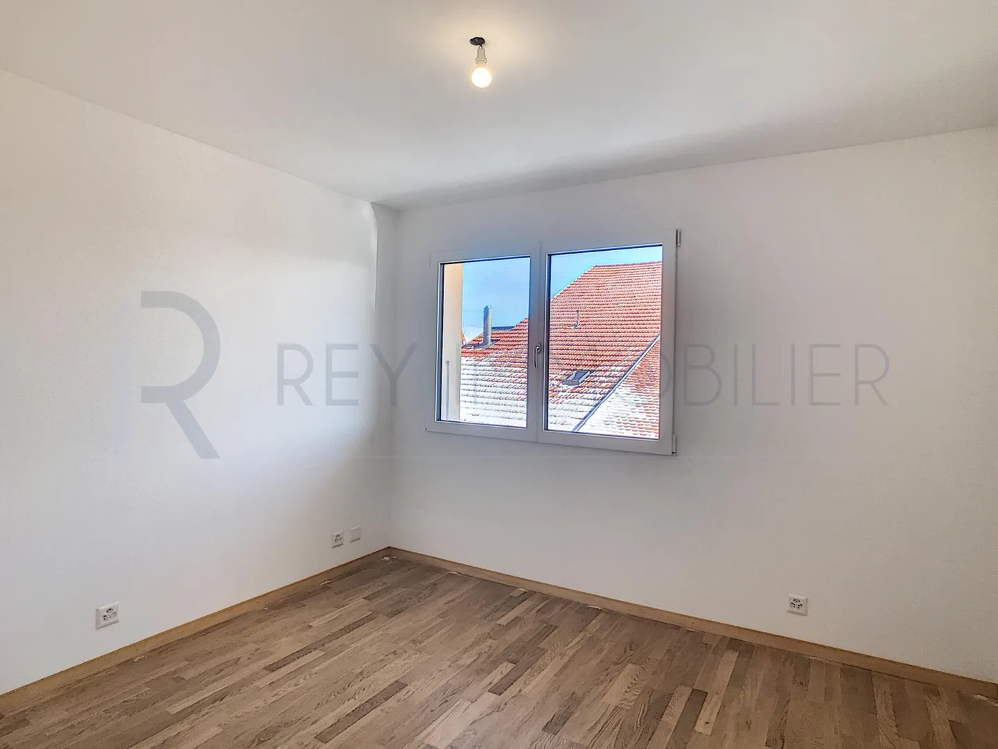 Appartement avec balcon - Photo 5 sur 9