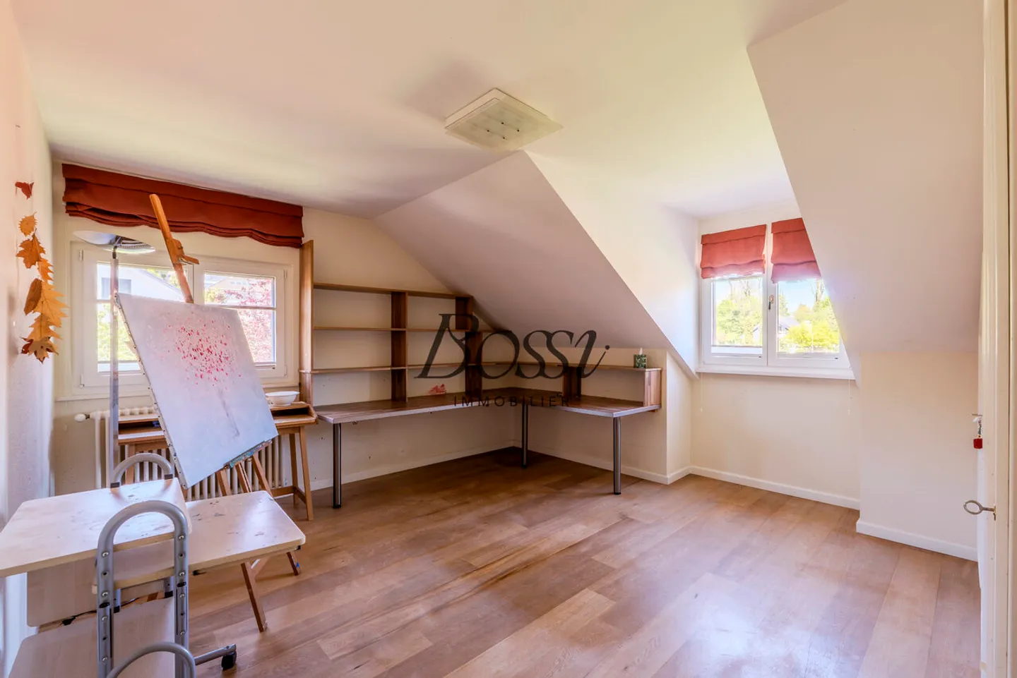Casa di carattere, in un contesto verde protetto dagli sguardi - Foto 9 di 14
