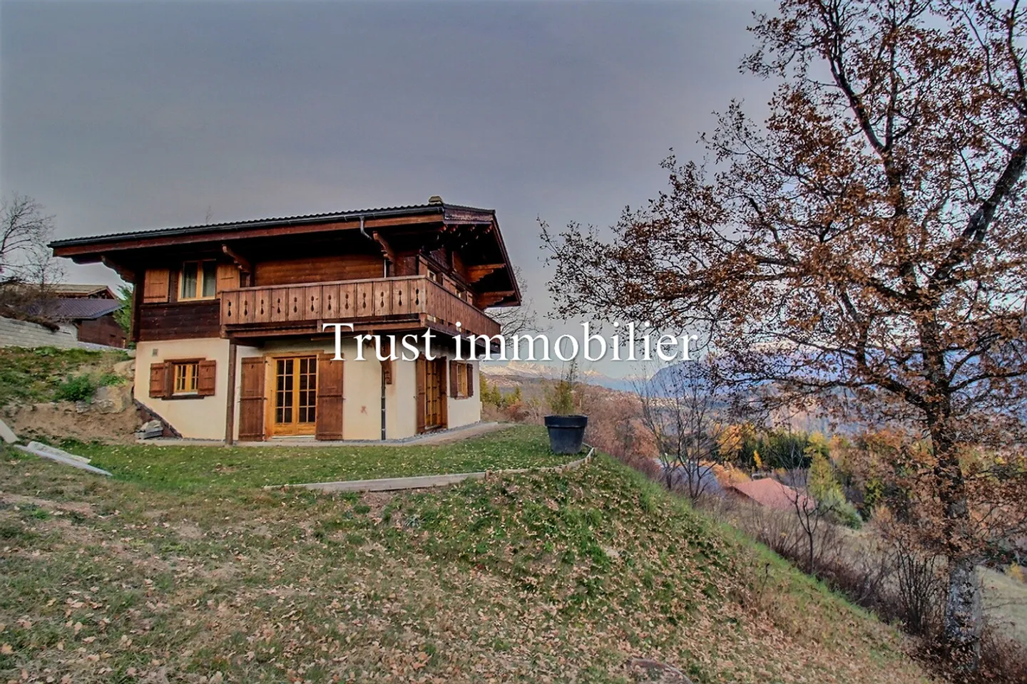 Vista splendida e charme garantito per questo Chalet ristrutturato - Foto 1 di 9