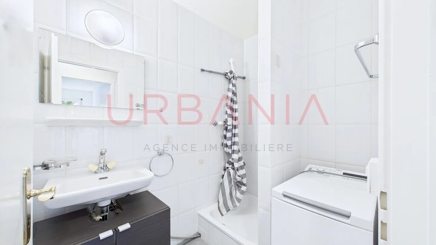 Schöne durchgehende Wohnung in der Nähe von Annehmlichkeiten - Foto 9 von 11