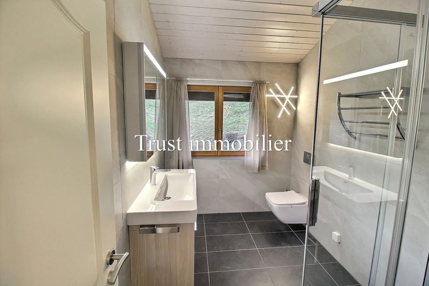 Vista splendida e charme garantito per questo Chalet ristrutturato - Foto 7 di 9