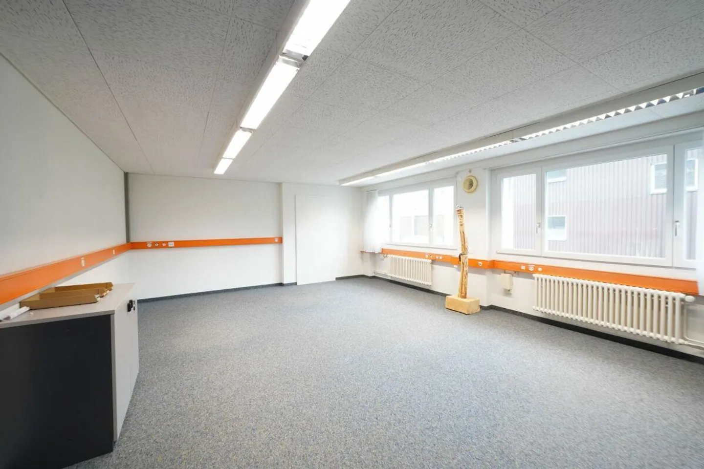 Diverse und preiswerte Büroräume (30 - 112 m²) - Foto 3 von 4