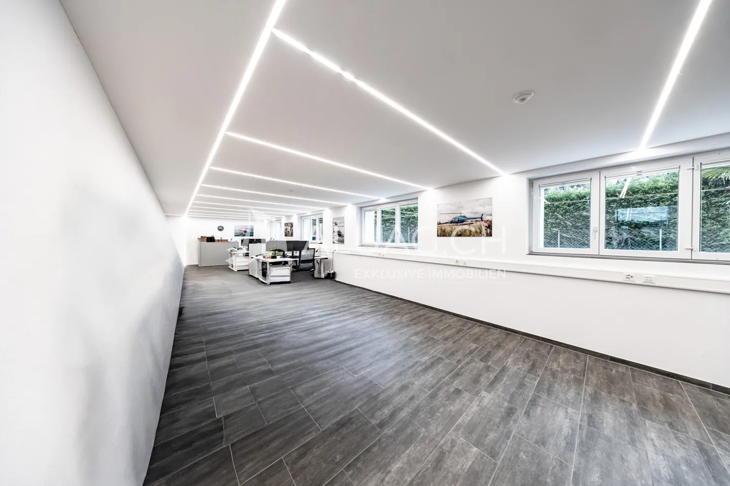 CENTRAL, RÉNOVÉ, COMMERCIAL - Photo 9 sur 11