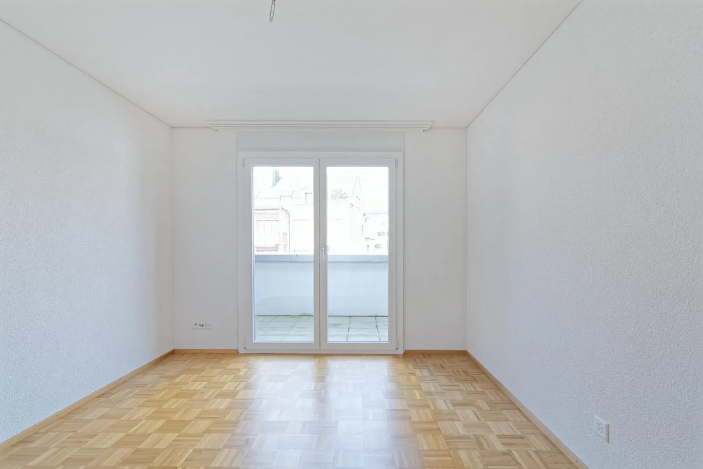 Spacious penthouse apartment with panoramic views, winter garden, and hobby room - Photo 16 of 56