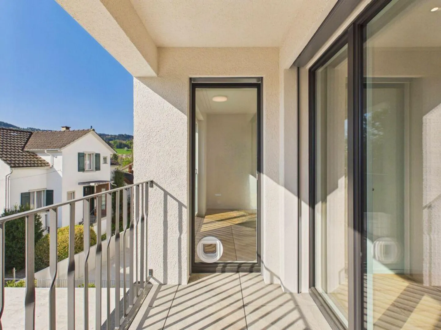 Esclusiva casa a schiera di nuova costruzione con giardino, balcone e massimo comfort abitativo - Foto 12 di 19