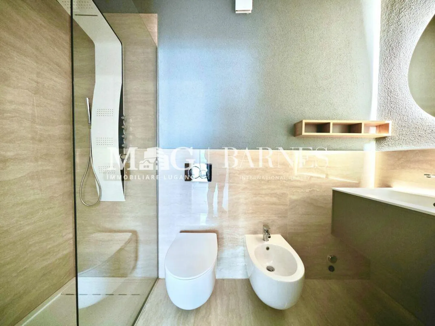 Lugano, Cassarate Apartment - RENOVATED - well laid out in a flat area, 3.5 rooms - Photo 10 of 10