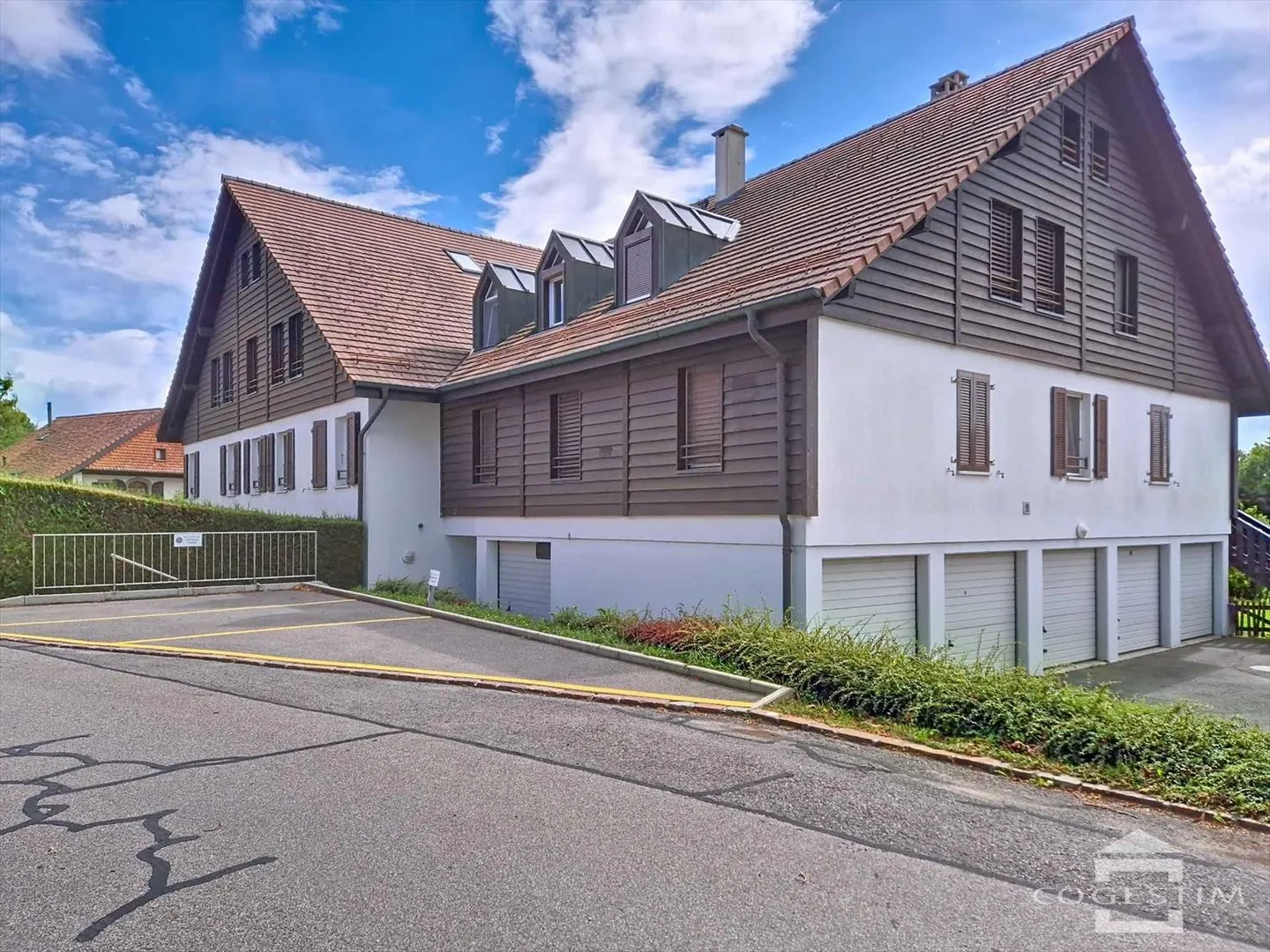 4.5 Room Apartment - Photo 2 of 10