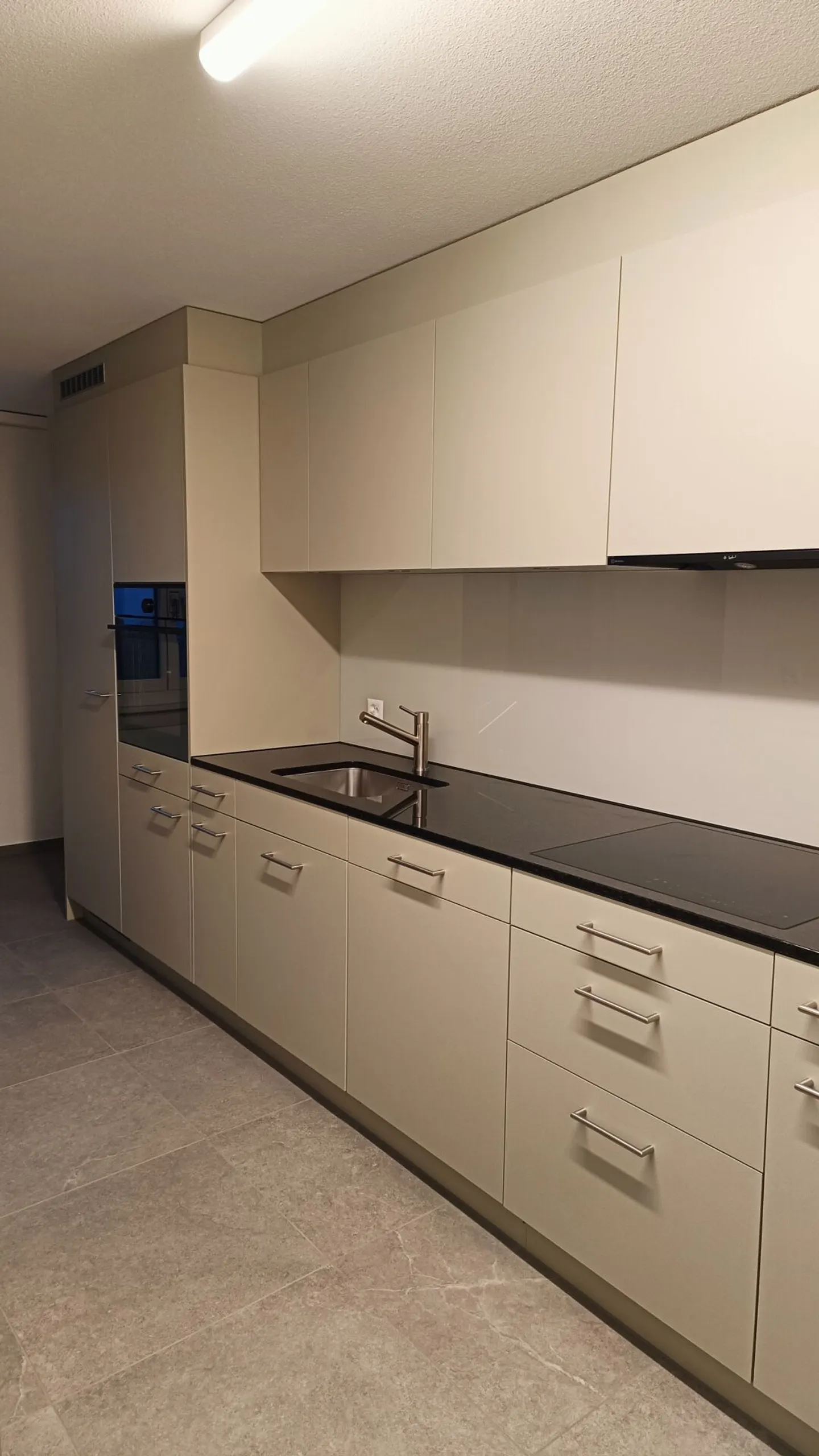 New 4.5 Room Apartment - Photo 2 of 12