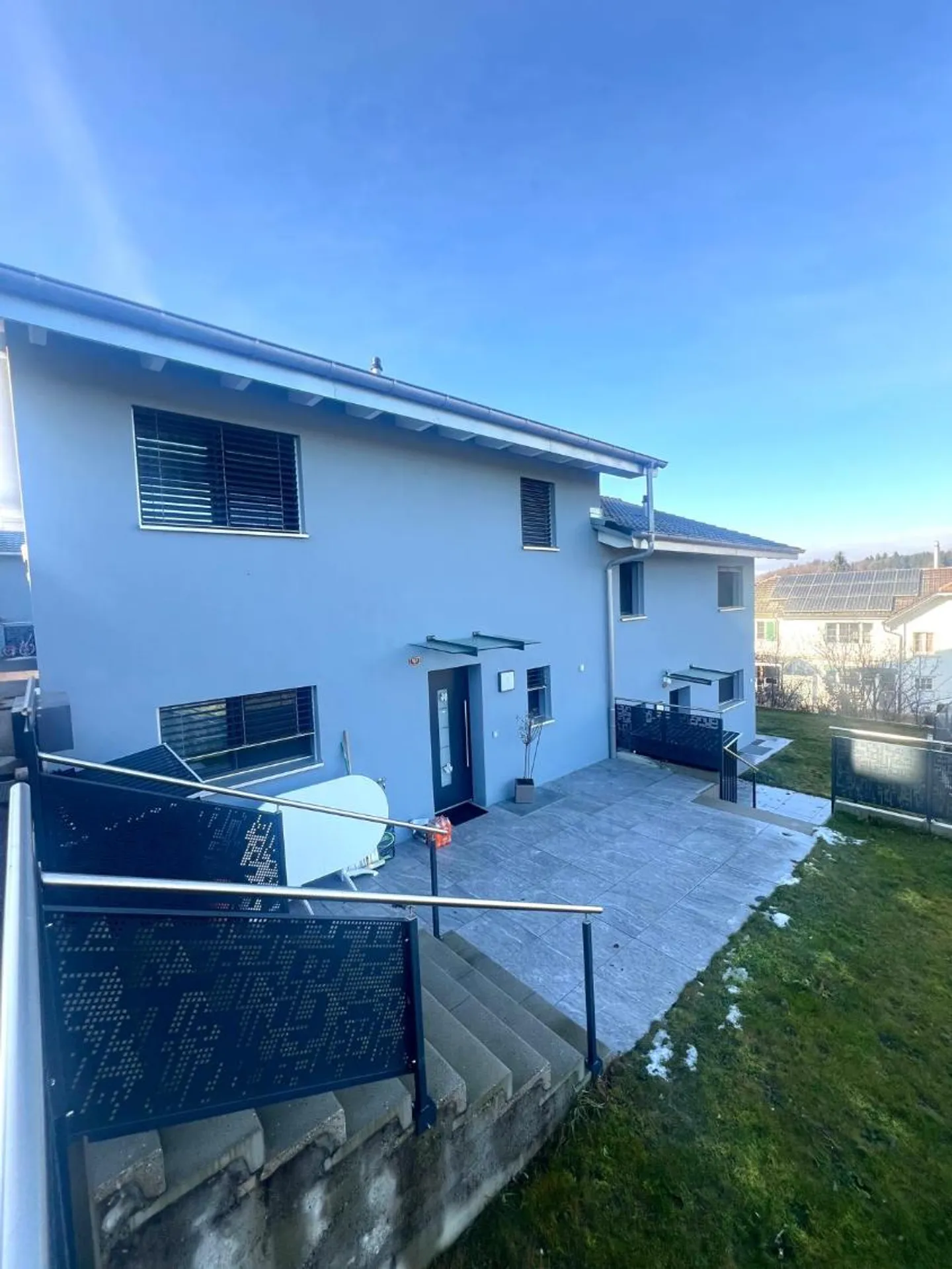 Modern Row House in Courtaman - Photo 5 of 7