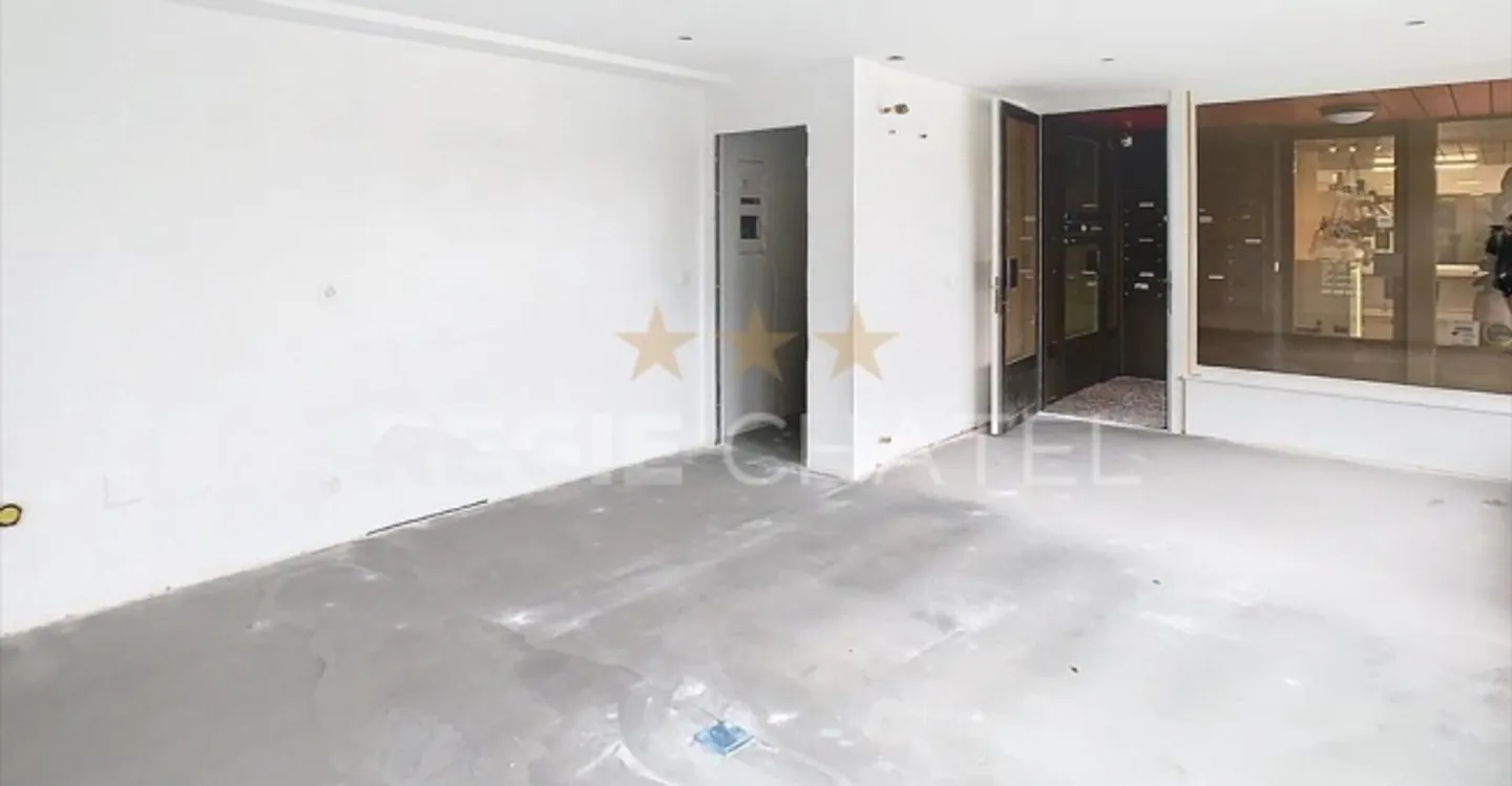 Edificio ad uso misto in affitto - Foto 1 di 5