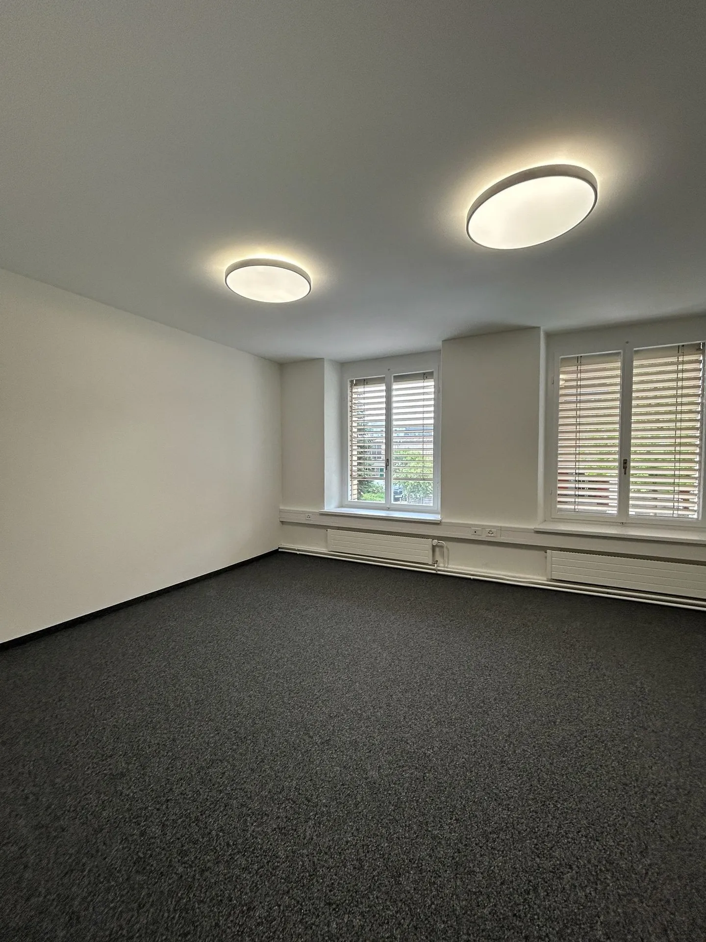 Büroräumlichkeiten in Stäfa zu vermieten - Foto 3 von 3