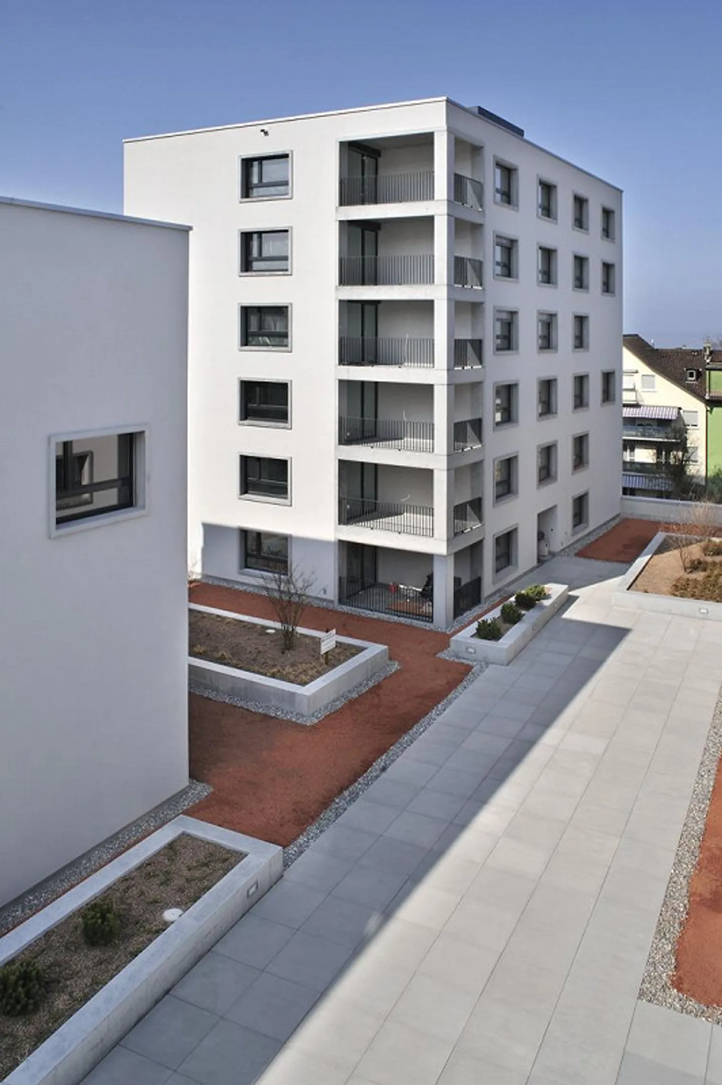 Vivre au bord du lac! - Photo 1 sur 13