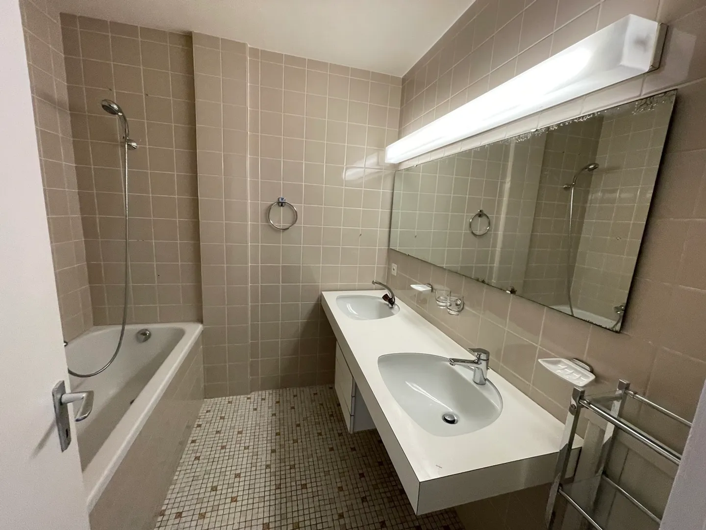 3.5-room apartment with balcony in the heart of Fribourg - Photo 4 of 4