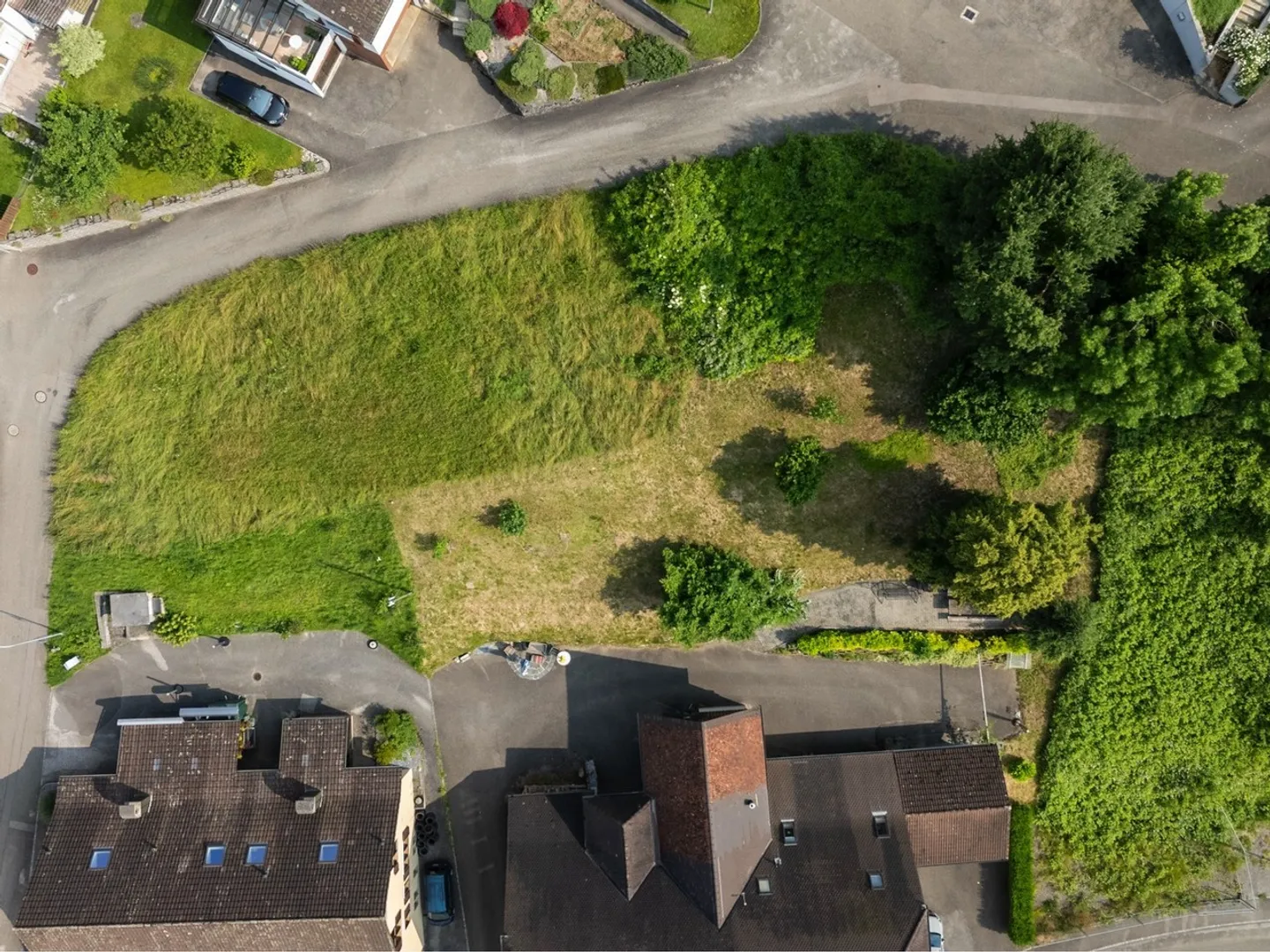 Grande terreno edificabile di 1200 m2 - Foto 1 di 5