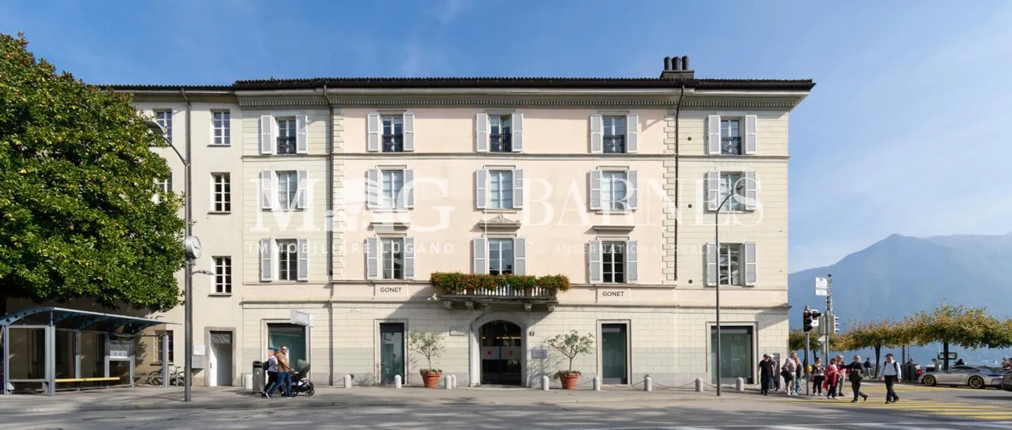 Lugano Centre: Bureaux avec vue sur le lac dans un immeuble historique - Photo 1 sur 10