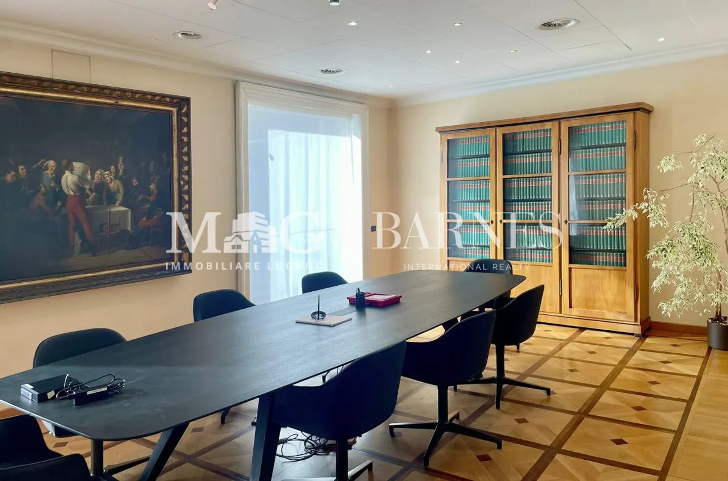 Lugano Centre: Bureaux avec vue sur le lac dans un immeuble historique - Photo 8 sur 10