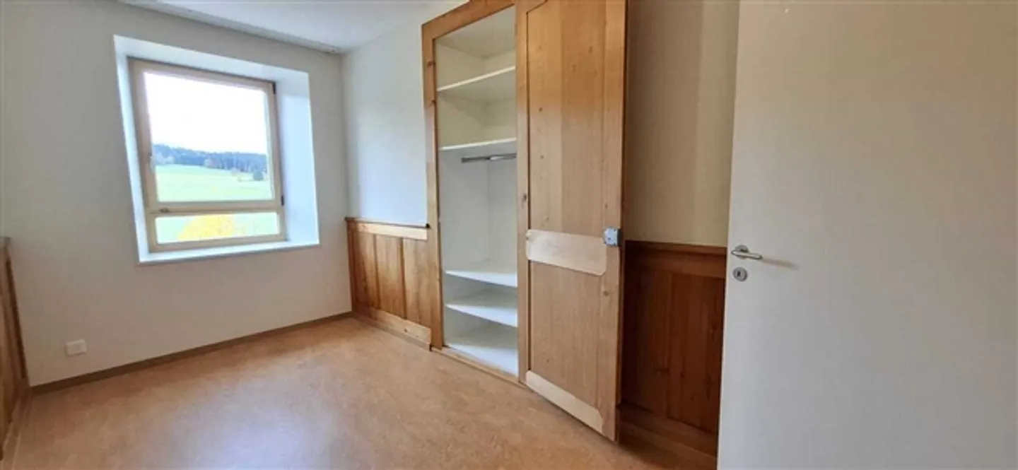 4-room apartment on the ground floor, communal garden with garage additionally - Photo 7 of 14