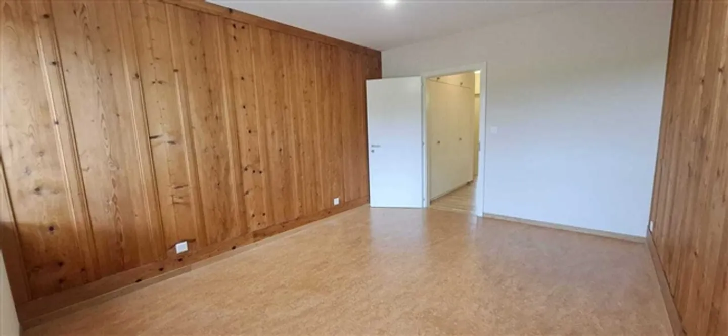 4-room apartment on the ground floor, communal garden with garage additionally - Photo 5 of 14