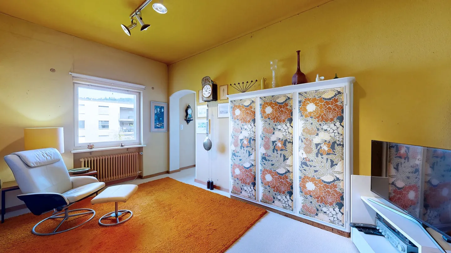 Manor House with Medical Practice and Swimming Pool in a Preferred Location - Photo 15 of 29