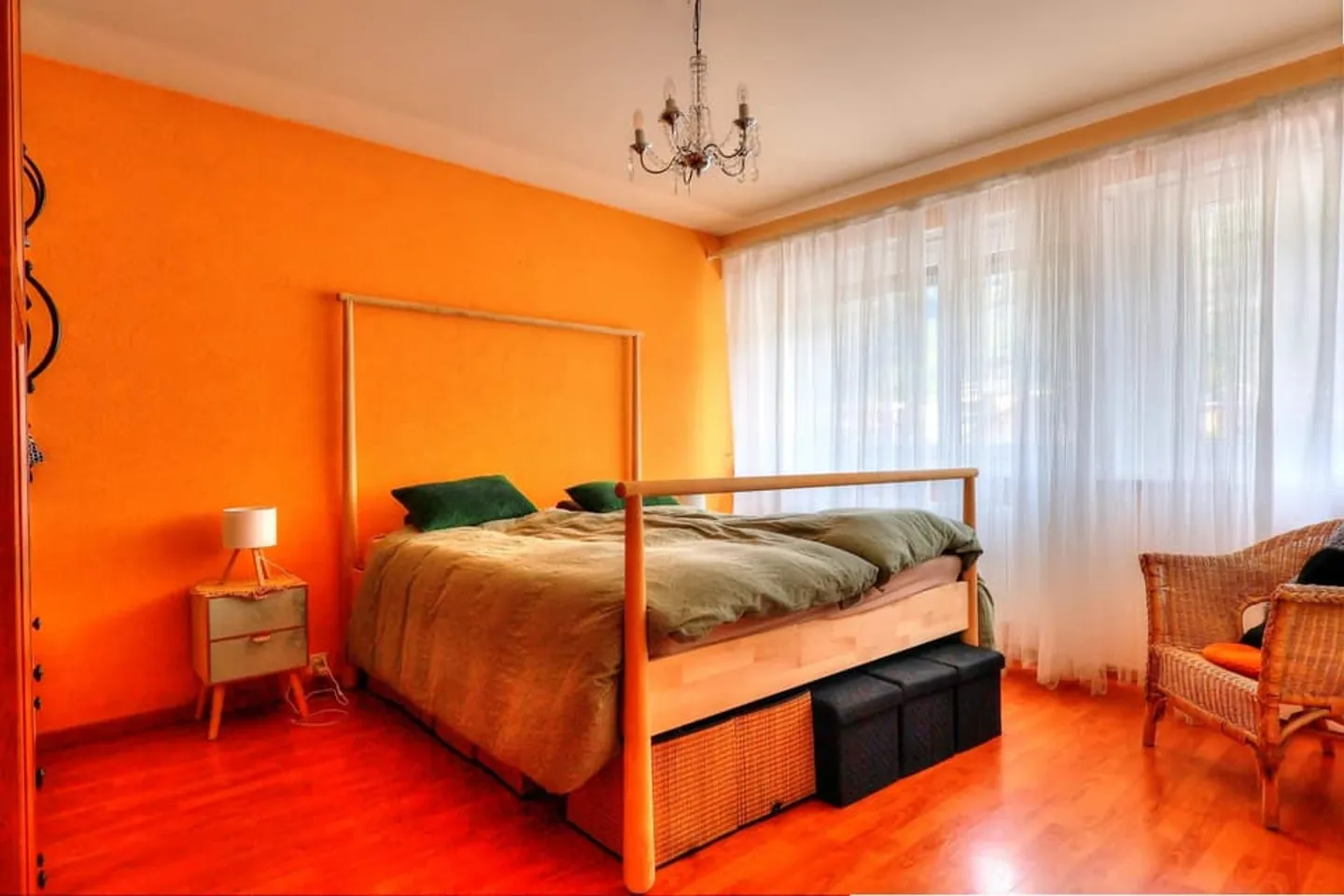 Remarkable potential for this charming 5.5 room apartment - Photo 6 of 9