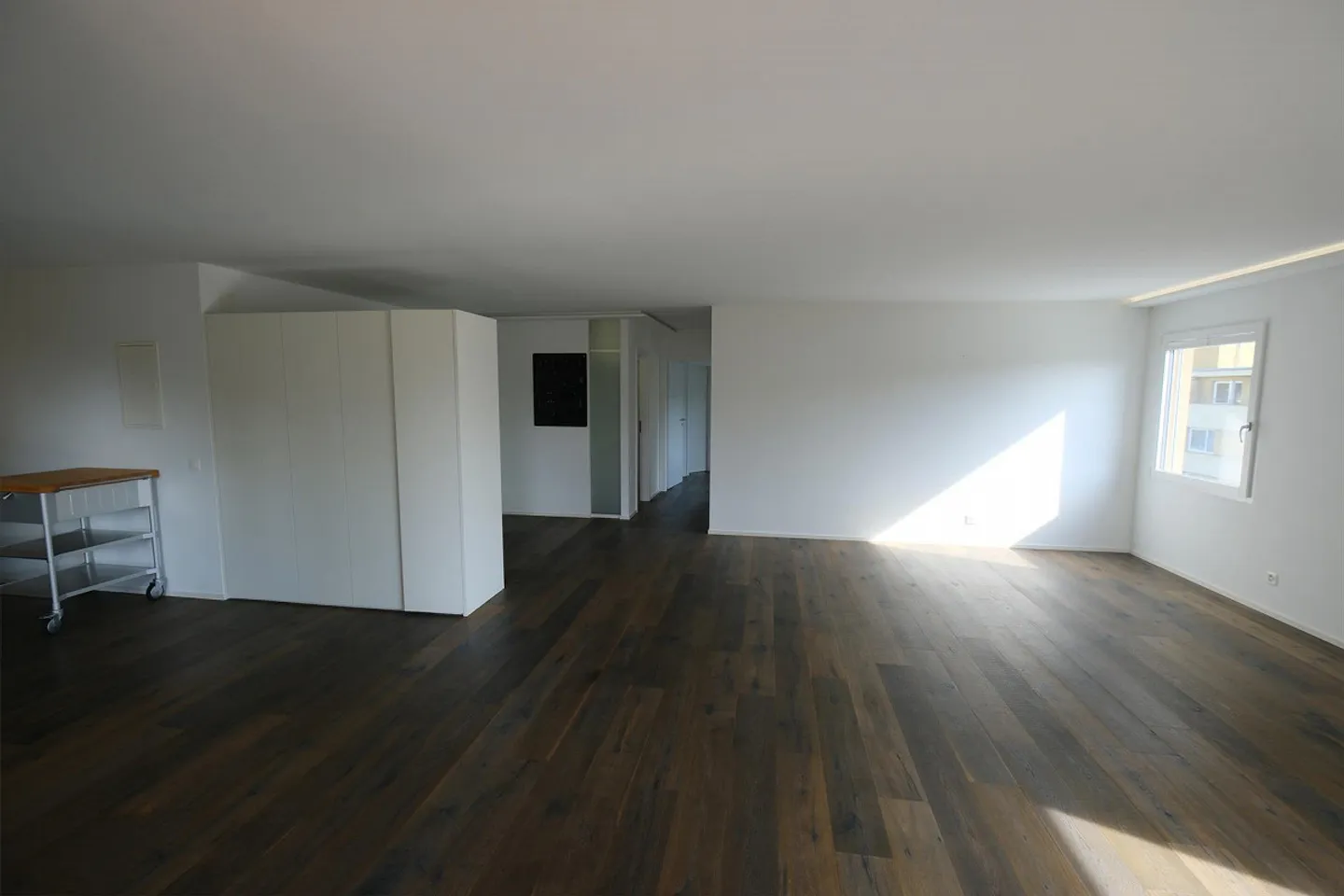 Modern 3.5-room apartment with balcony & garage in a quiet & central location - Photo 4 of 10