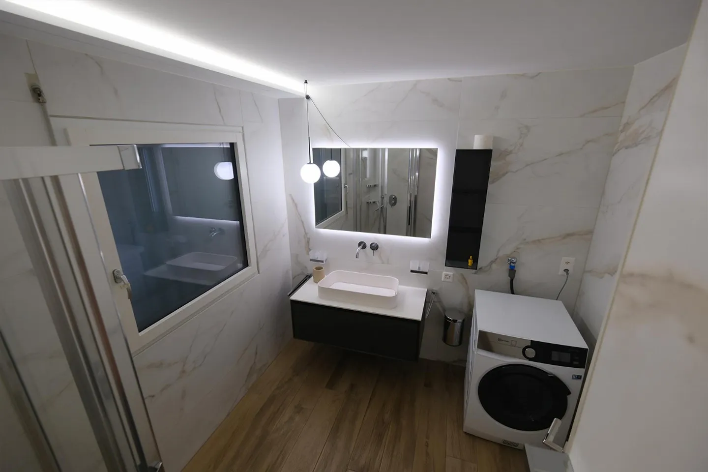 Modern 3.5-room apartment with balcony & garage in a quiet & central location - Photo 7 of 10