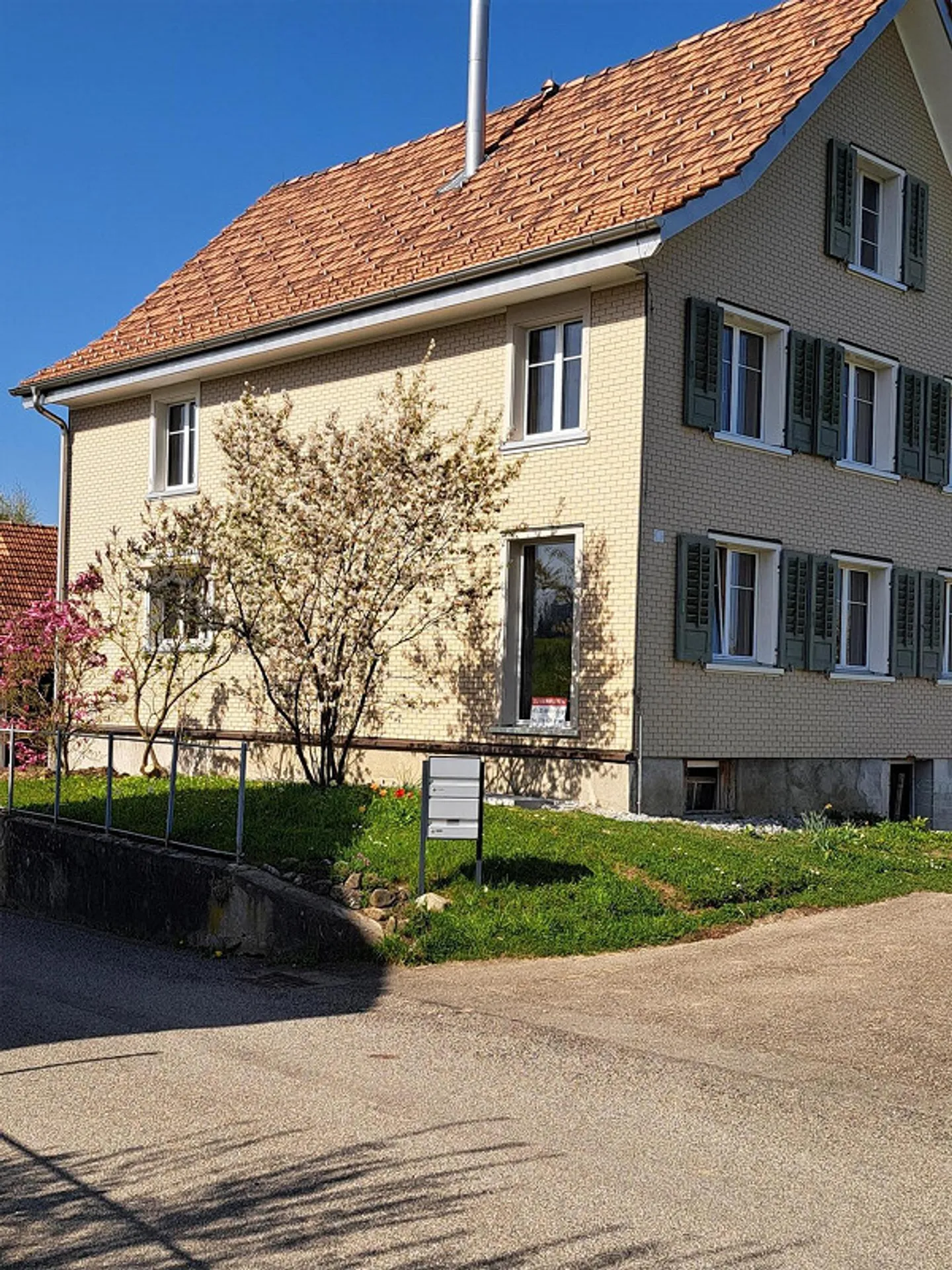 Beautiful 4.5 Room House in a Quiet, Rural Location - Photo 3 of 3