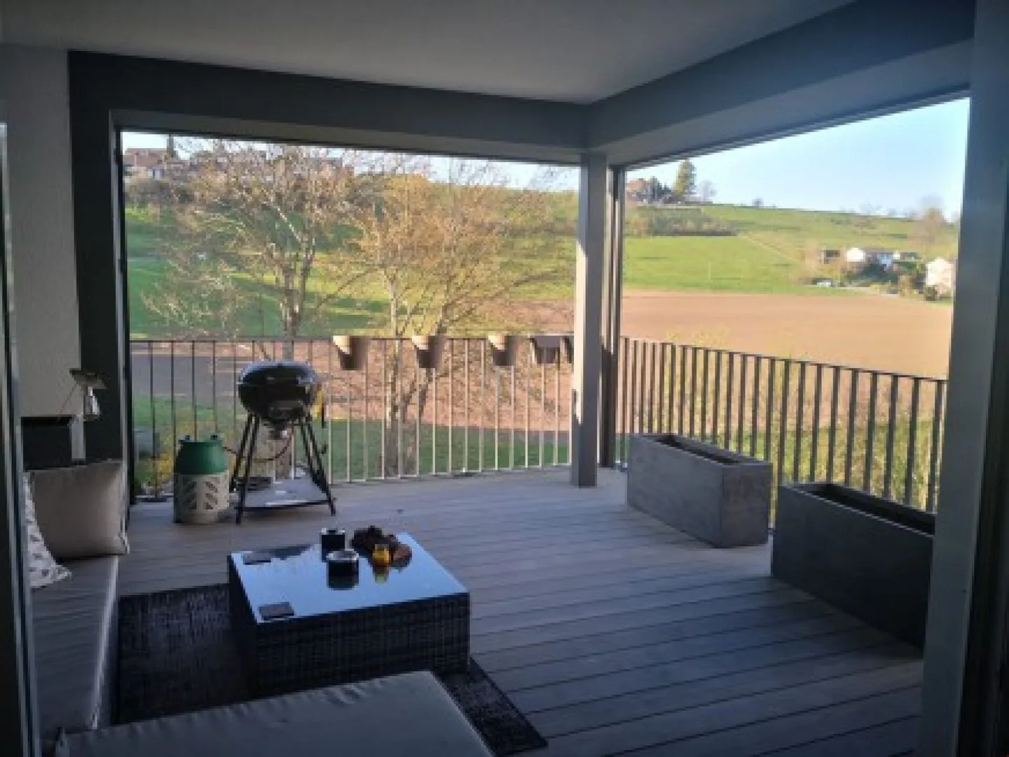 Appartamento moderno di 4,5 stanze nel centro del villaggio di Müllheim - Foto 1 di 8