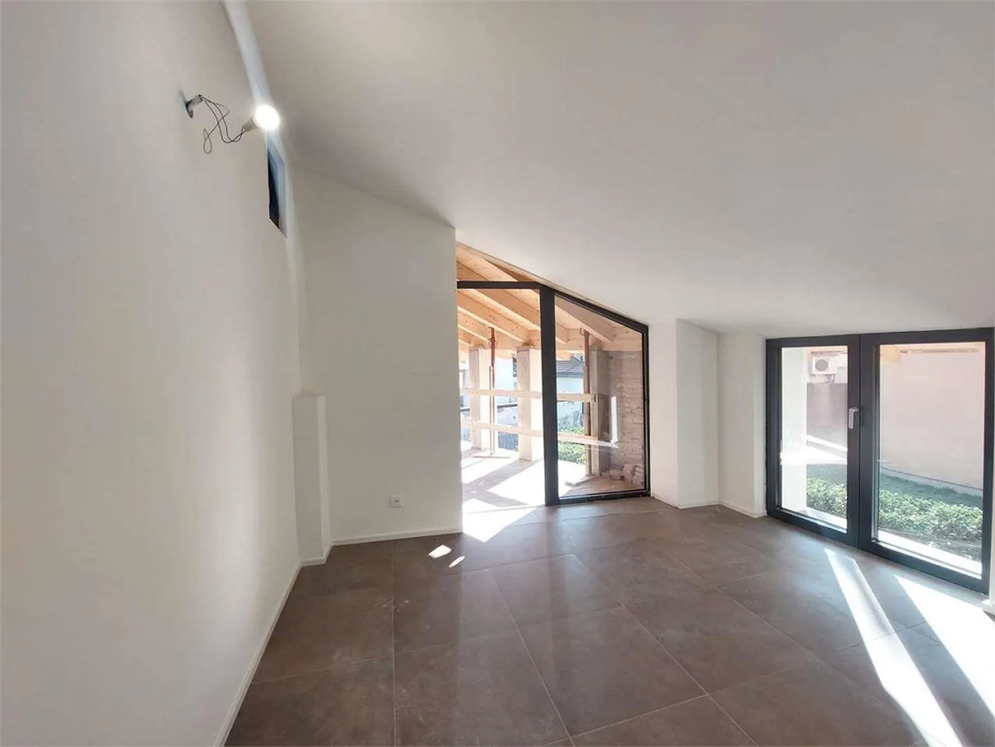 Riva San Vitale, independent house in the center 2575 - Photo 7 of 8