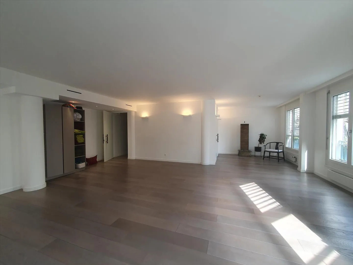 Superficie professionale di 401 m2 - Foto 4 di 13