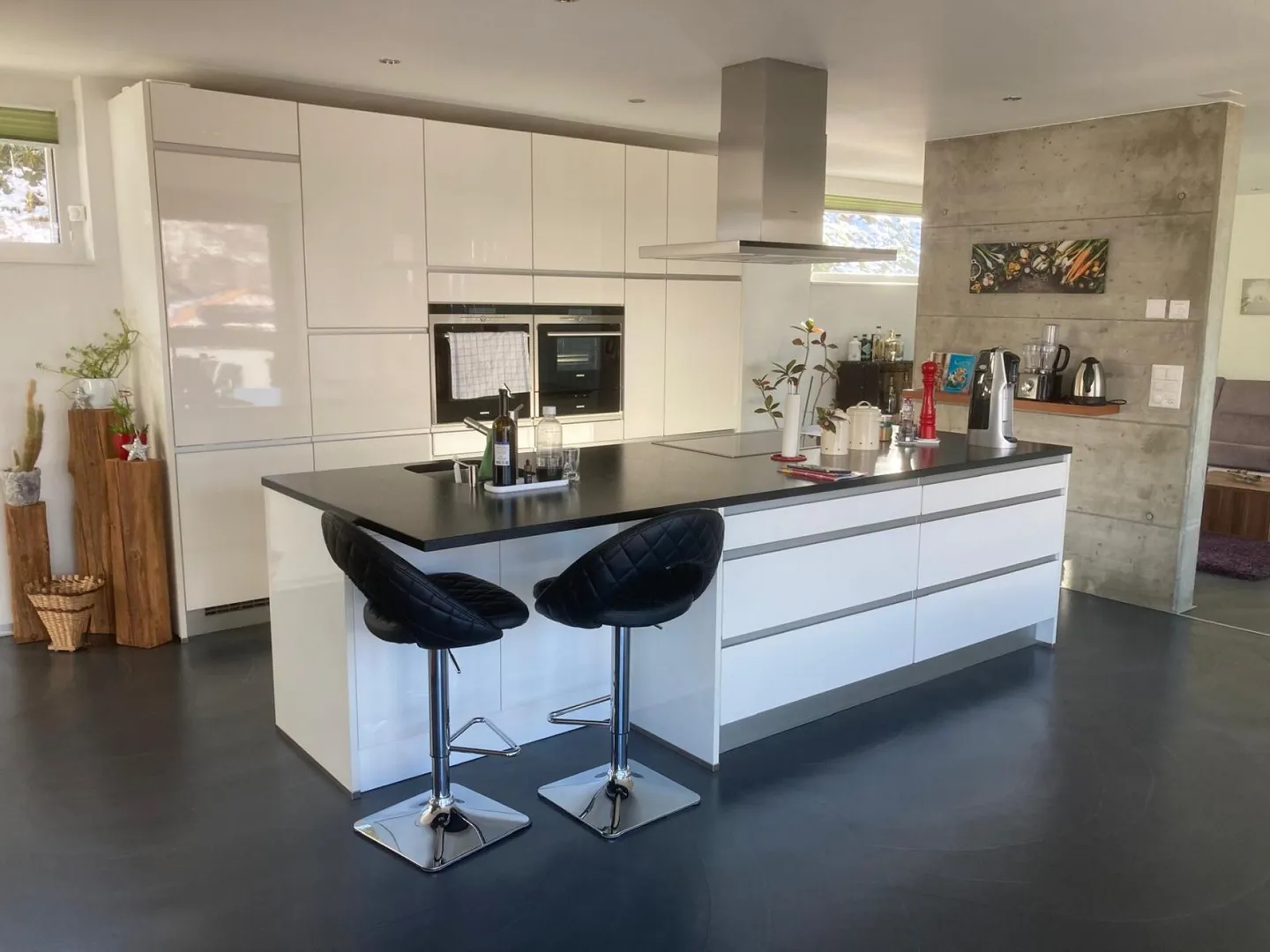 Dreamlike modern villa with breathtaking panoramic views - Photo 3 of 23