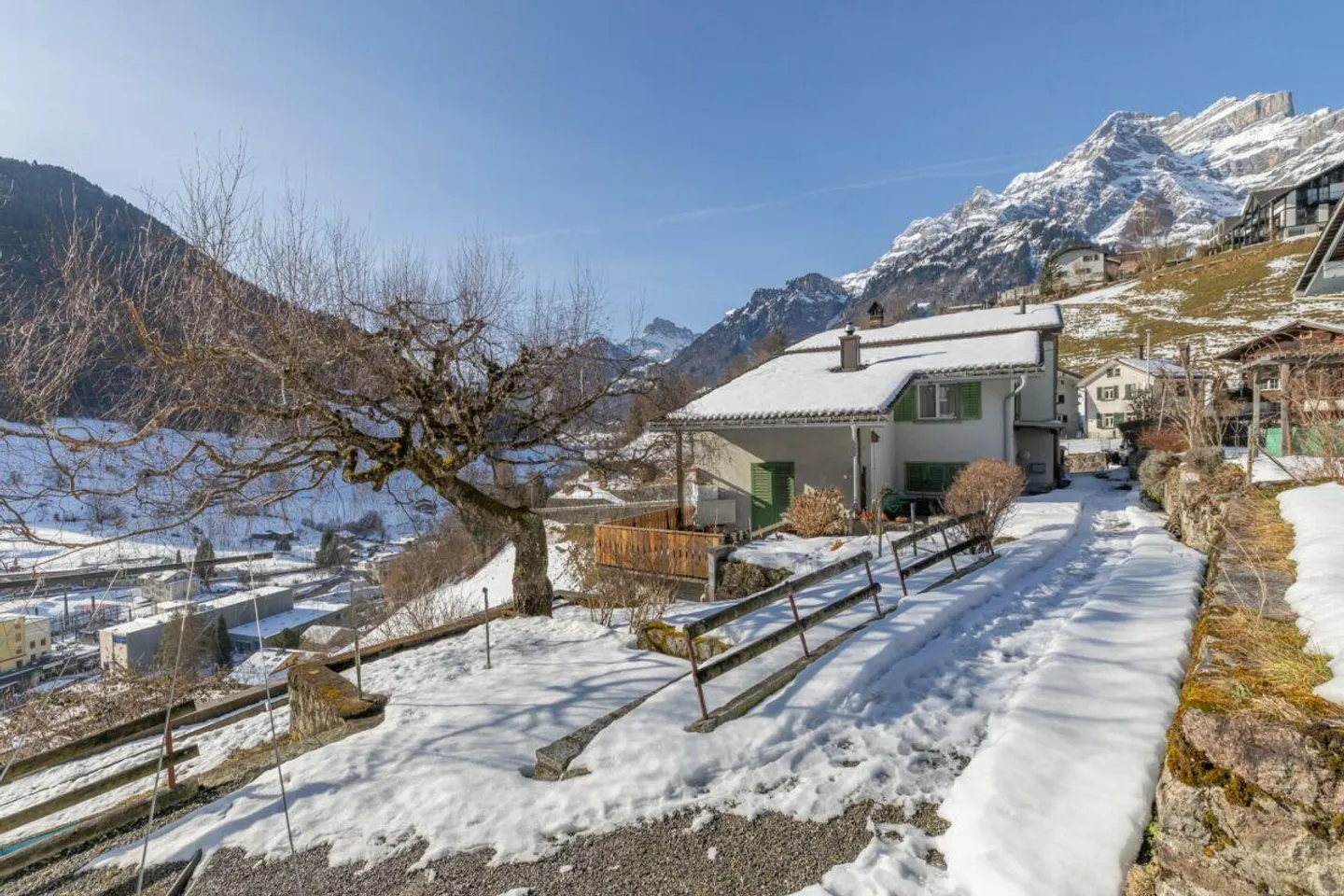 Casa bifamiliare di 4,5 locali in posizione soleggiata - Foto 10 di 13